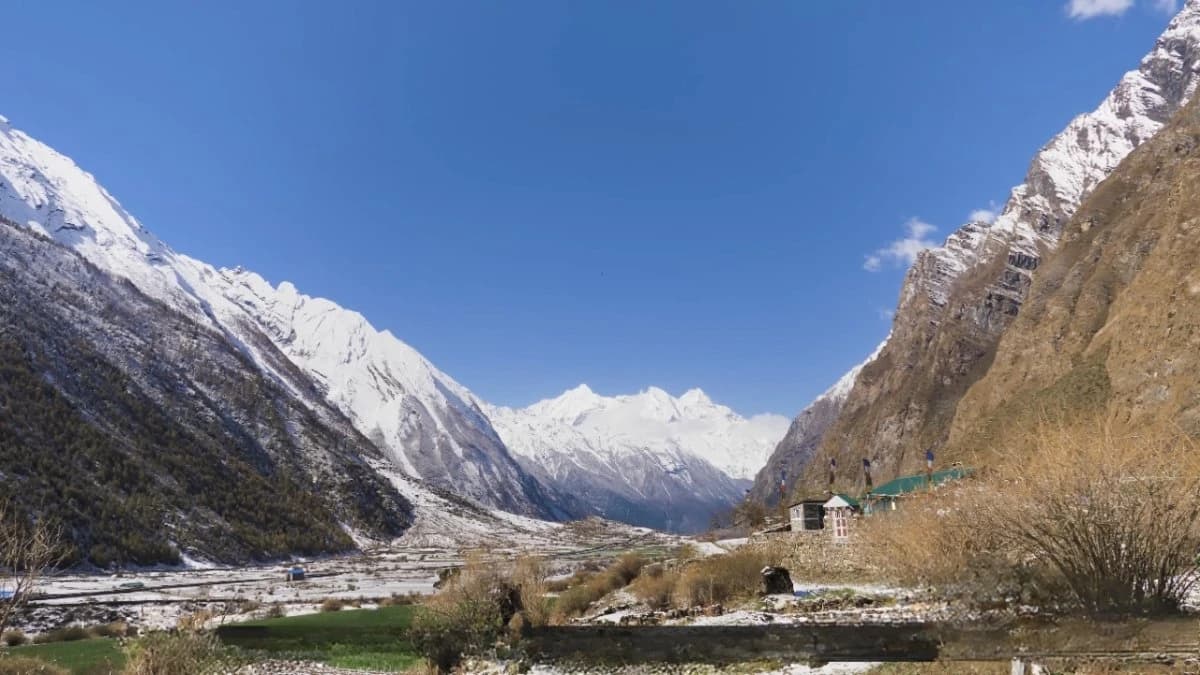 Manaslu Tsum Valley Trek