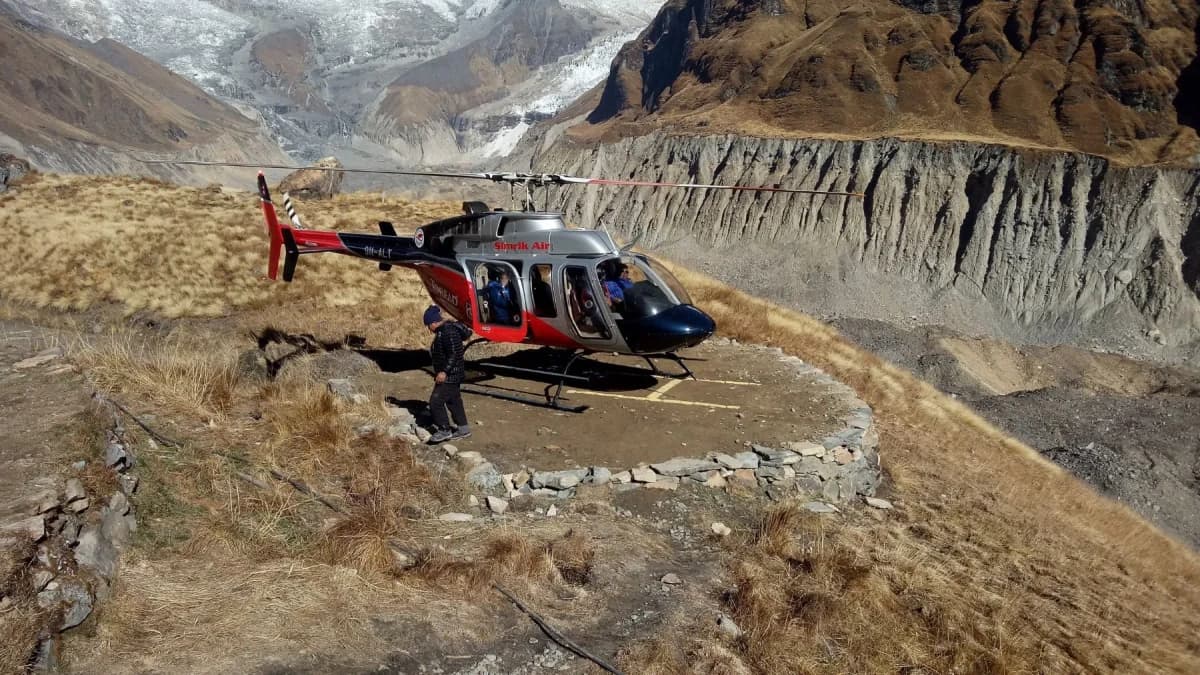 ANNAPURNA BASE CAMP HELICOPTER TOUR 2