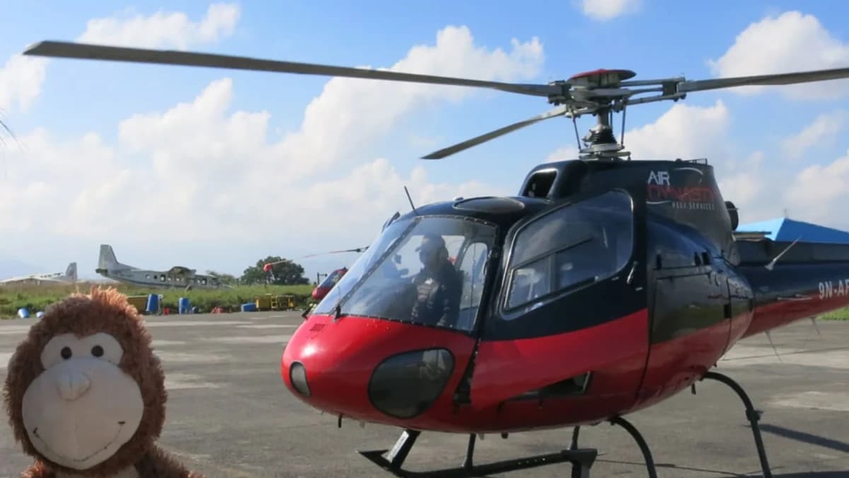 Why Choose a Private Everest Helicopter Tour for One Person