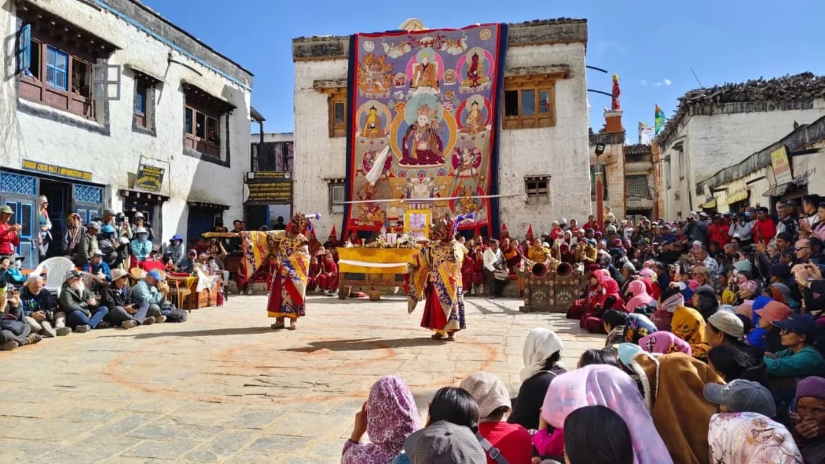 Upper Mustang tiji festival trek