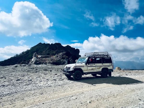 Upper Mustang Jeep
